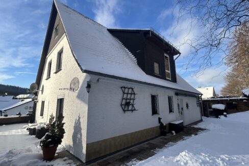 Ansicht Hauseingang Winter