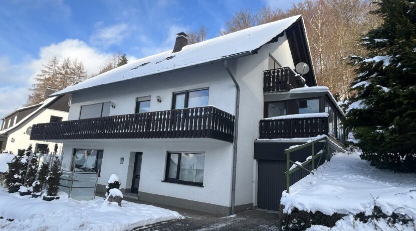 Straßenansicht Winter