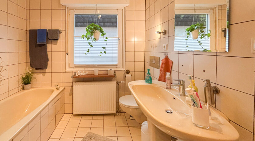 Badezimmer EG