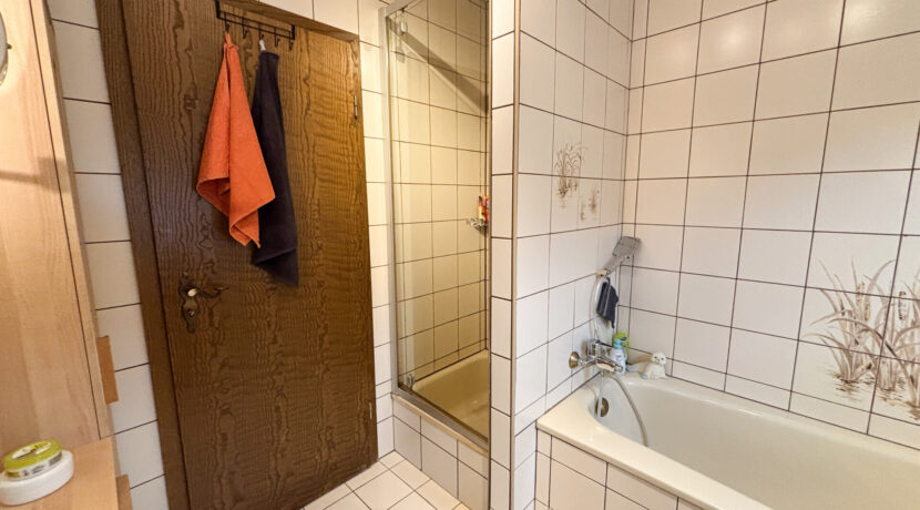Badezimmer EG
