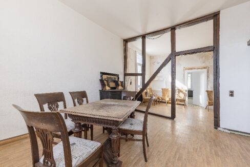 großzügige Räumlichkeiten