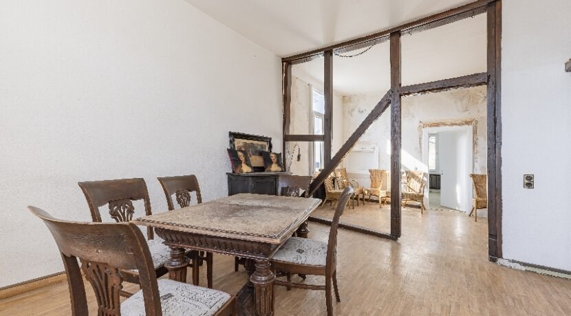 großzügige Räumlichkeiten