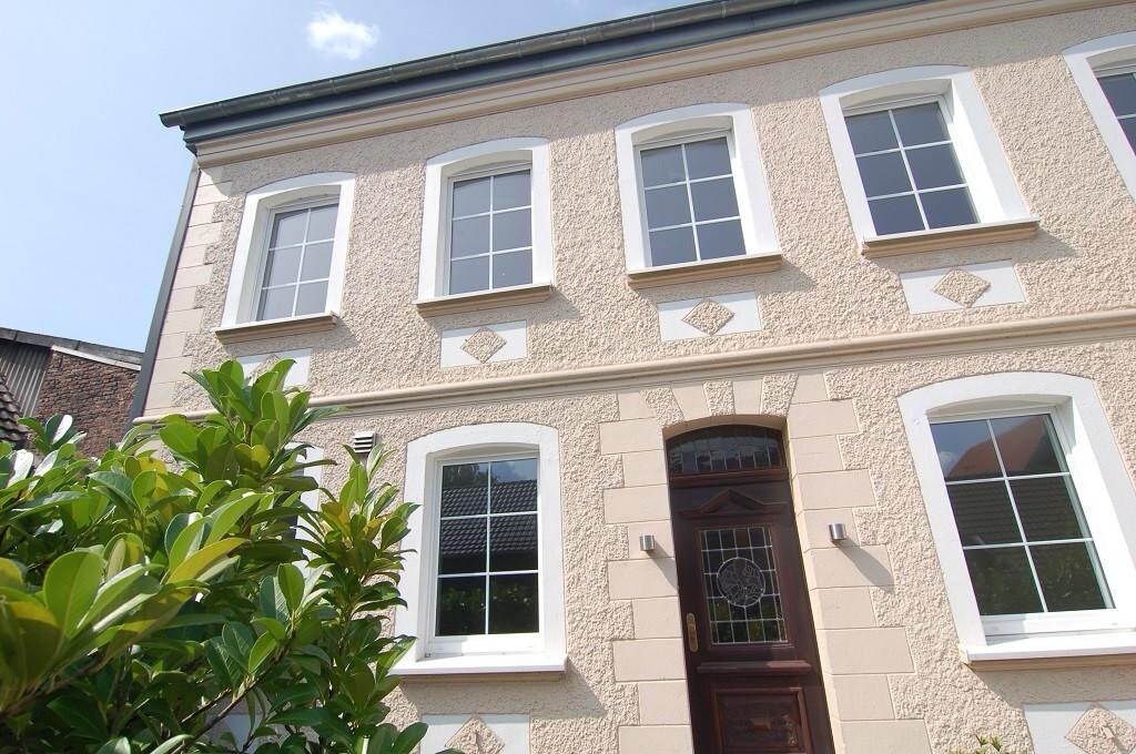 Sanierter Altbau mit besonderem Charme! Gehobene Ausstattung!