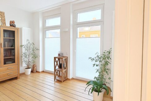 Zwewifacher Zugang auf die Terrasse