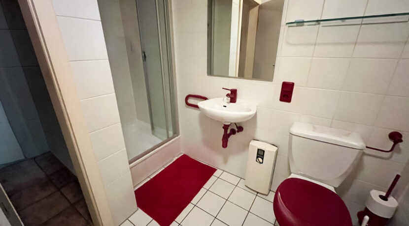 Badezimmer 2