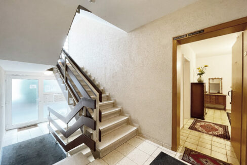 gepflegtes Treppenhaus