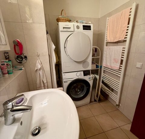 Bad mit Platz für die Waschmaschine
