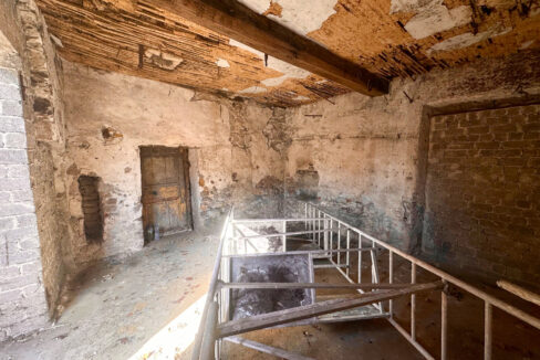 Scheune Nebengebäude vor dem Haus