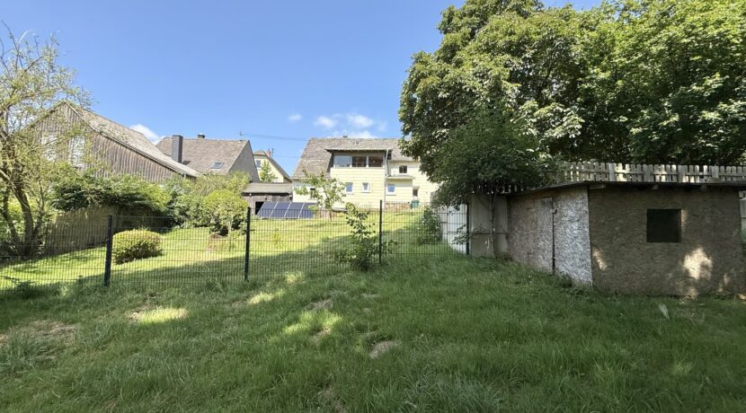 Blick vom unteren Grundstück