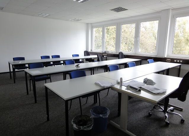 Büro / Schulungsraum