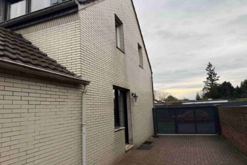 Stellplatz mit Seiteneingang