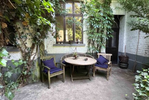 Innenhof mit Terrasse