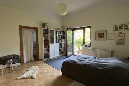 Schlafzimmer (OG) mit...