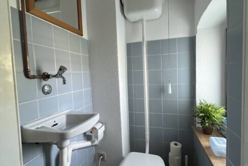 ... separates WC im DG