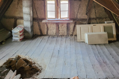 Dachboden ausbaufähig