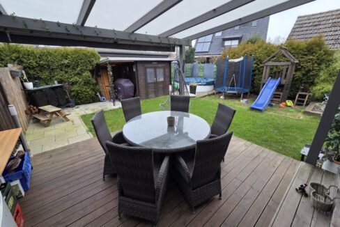 Terrasse mit Überdachung