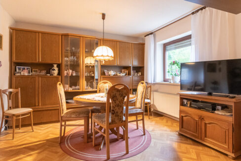 Wohn-/ Esszimmer