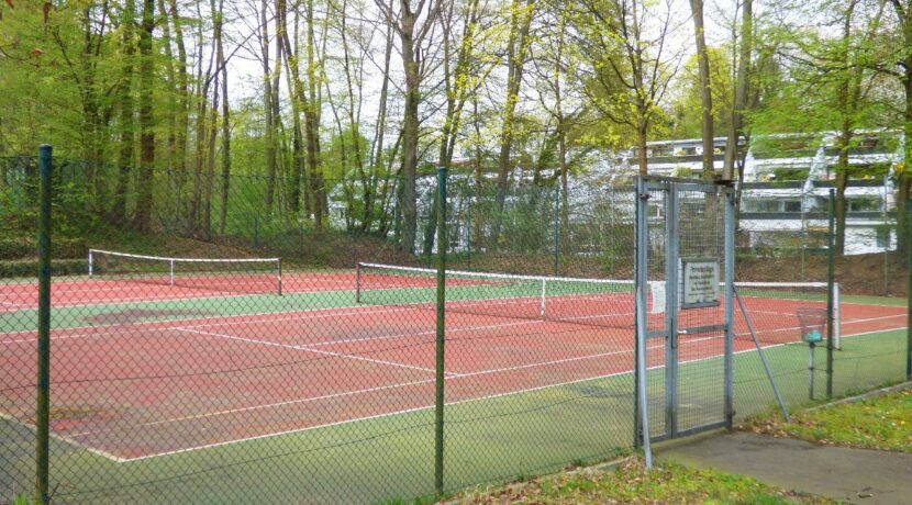 Tennisplatz