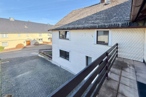 Blick auf die Einfahrt