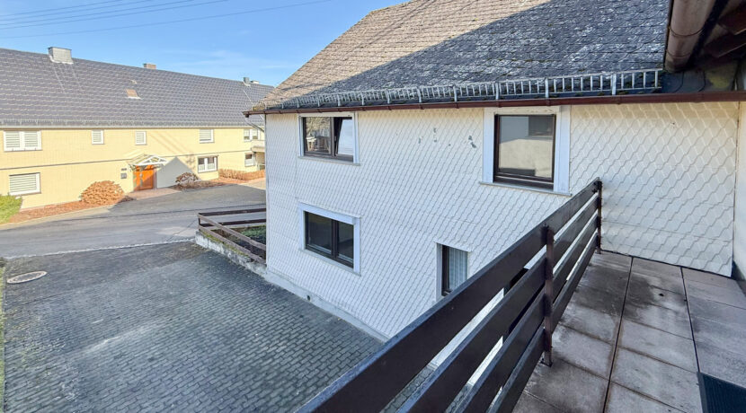 Blick auf die Einfahrt