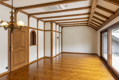 Besprechungsraum im DG mit Zugang zur Dachterrasse