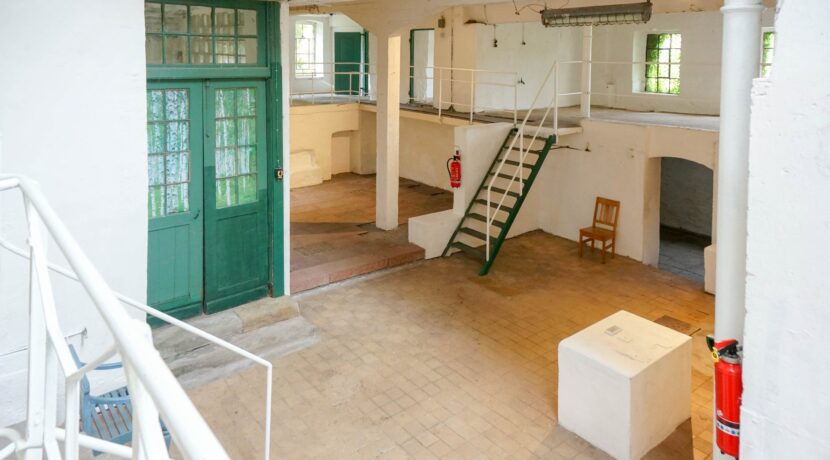 außergewöhnlicher Ausstellungsbereich