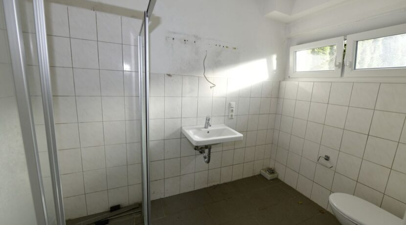 Badezimmer im Erdgeschoss
