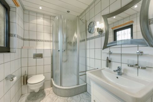 helles Duschbad im EG