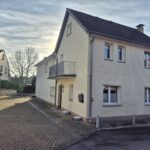 Vorne wohnen, hinten bauen