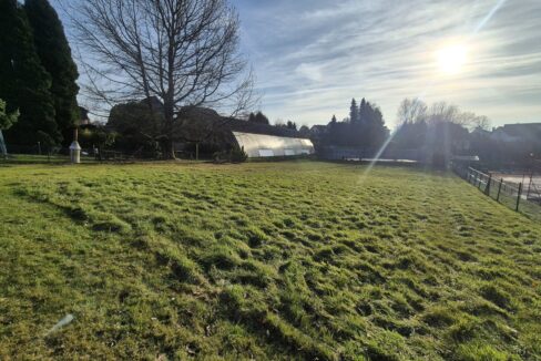 Großzügiges Grundstück