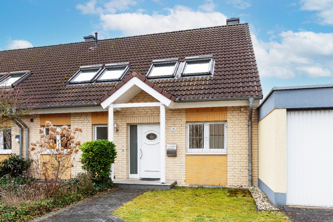 Verkaufsstart: Hochwertige Paeschke-Doppelhaushälfte auf der Schlebuscher Bullenwiese