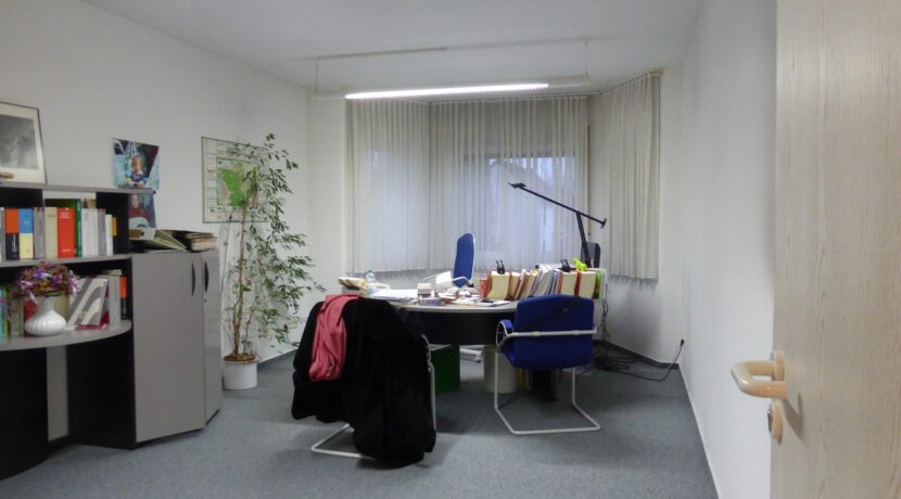 Büro 1