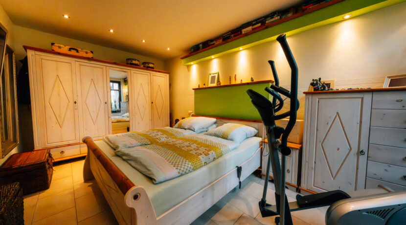 Schlafzimmer EG rechts