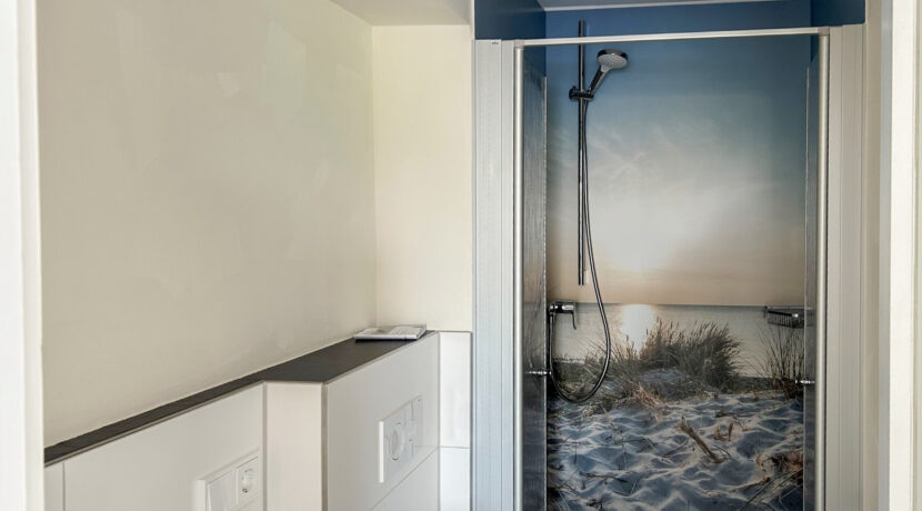 Gäste WC mit Dusche OG