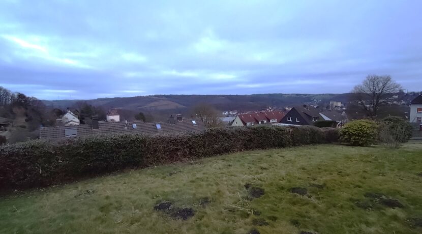 Grundstück mit Fernsicht