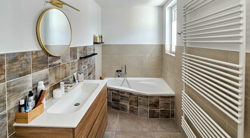 Badezimmer -Wannenbad