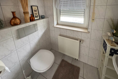 Gäste-WC EG