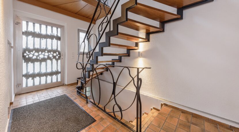 großer Eingangsbereich