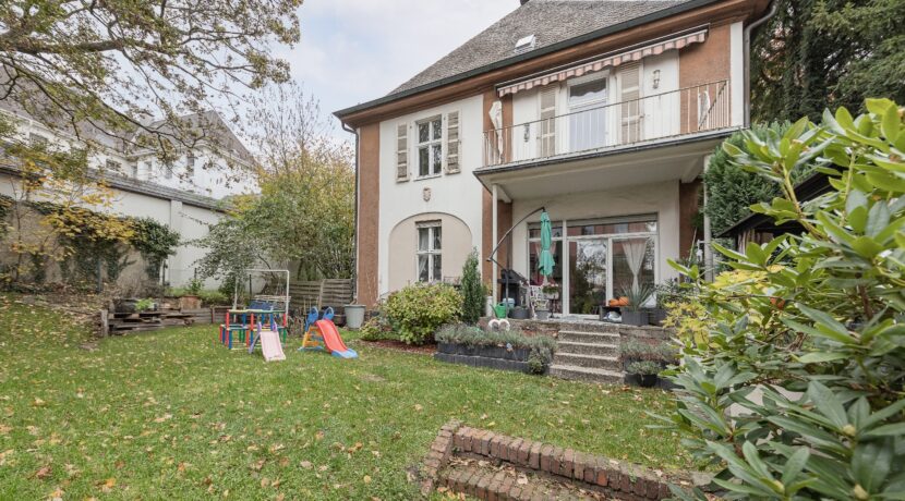 familienfreundliches Grundstück