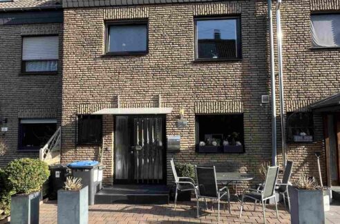 Modernes Reihenhaus in MO-Asberg