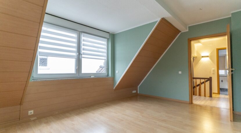 Kinder-/ Arbeitszimmer