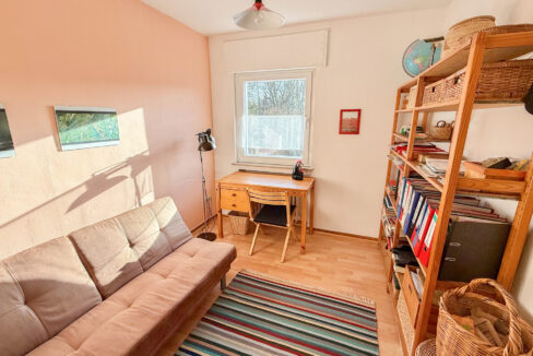 EG Büro o. Kinderzimmer