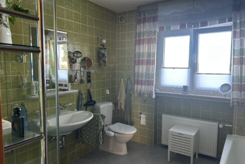 Badezimmer Obegeschoss