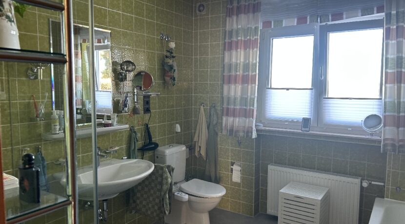 Badezimmer Obegeschoss