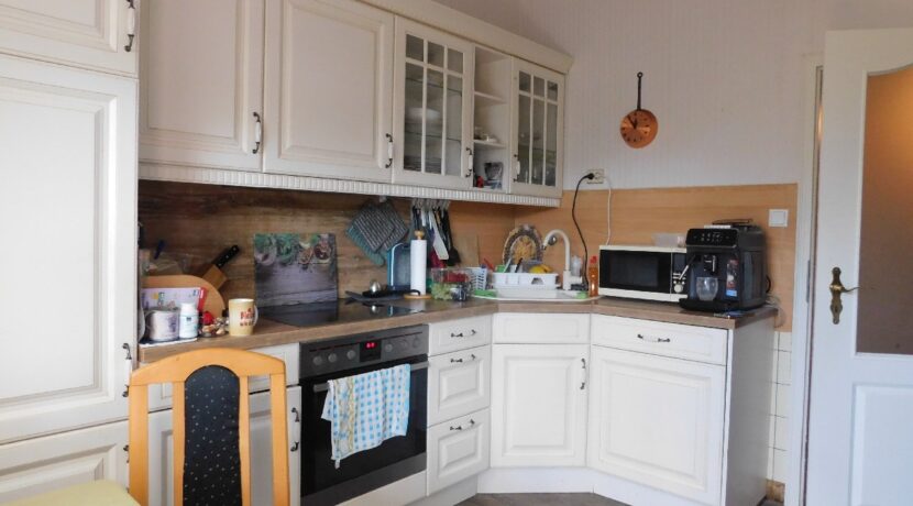 Küche im Erdgeschoss– kann für kleines Geld übernommen werden