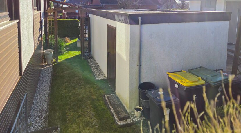 Blick zur Garage