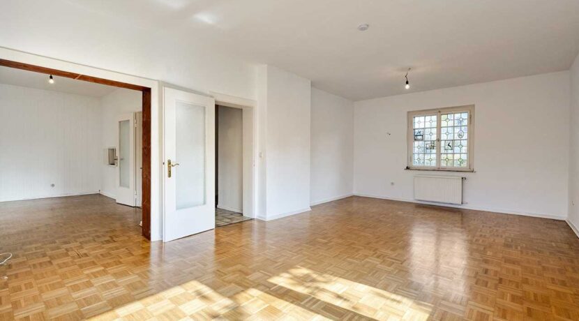 Wohn-/Esszimmer (EG)