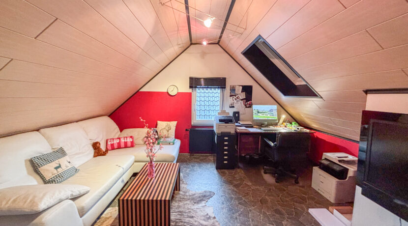 DG Arbeitszimmer