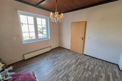 Durchgangszimmer Wohnung 1 - EG