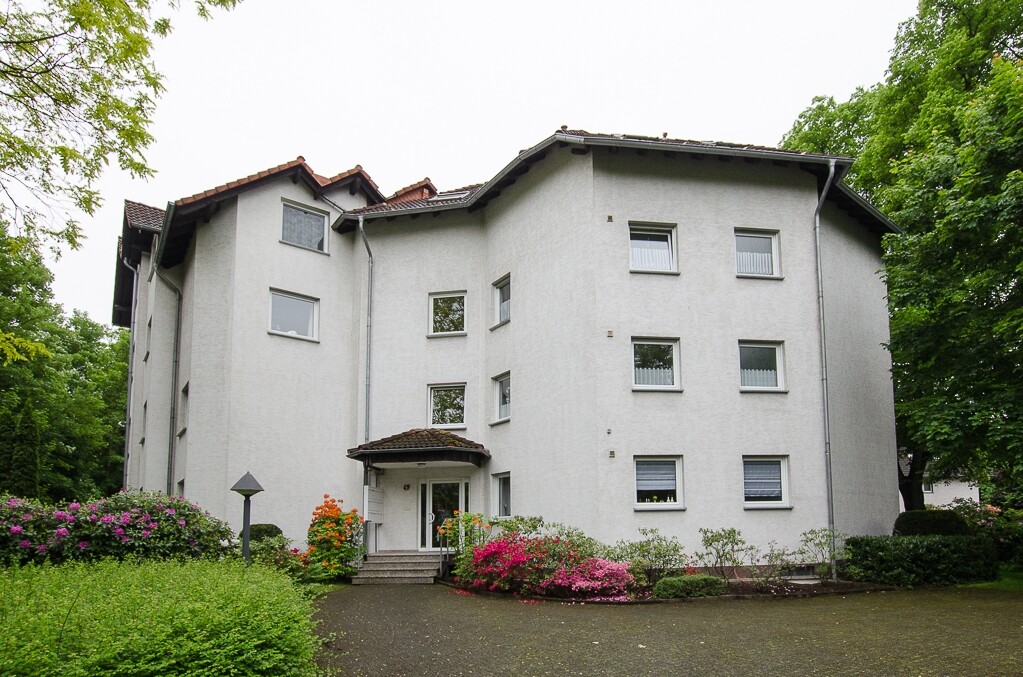 Schöne Erdgeschosswohnung mit Terrasse